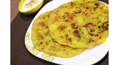 आलु पराठा-Bookmychefs.com
